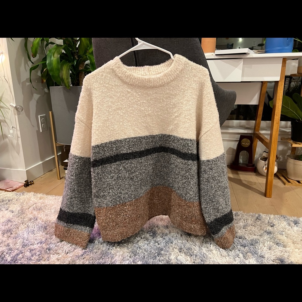 Mystree multicolored sweater